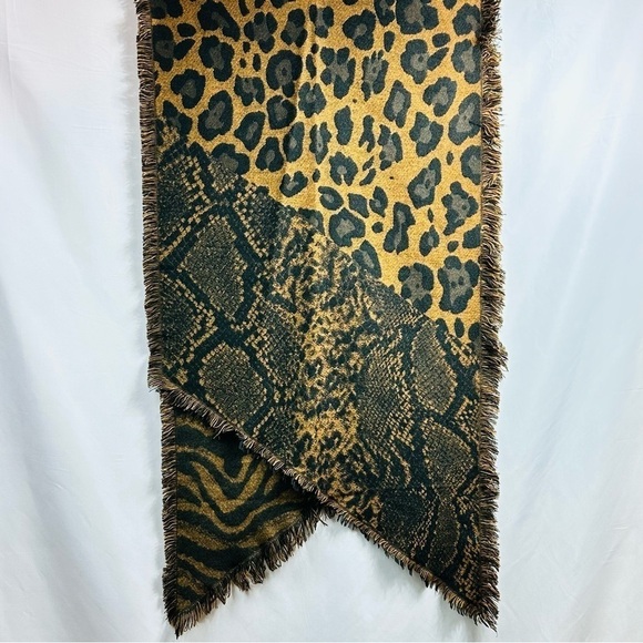 NWT Love Of Fashion (LOF) Brown & Black Animal Print Versatile Fringed Scarf - Picture 4 of 7